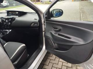 LANCIA Ypsilon usata 13