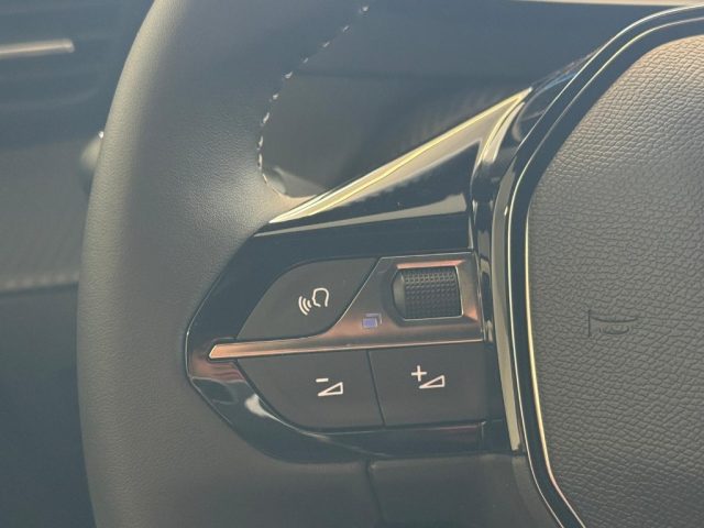 PEUGEOT 2008 usata, con Bluetooth