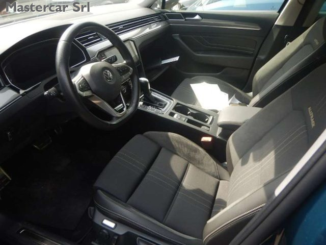 VOLKSWAGEN Passat Alltrack usata 5