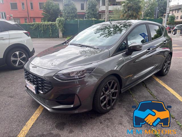 FORD Fiesta usata, con Autoradio