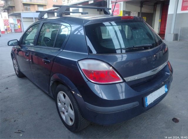 OPEL Astra usata, con Airbag laterali