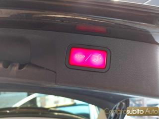 MERCEDES-BENZ E 220 usata 37