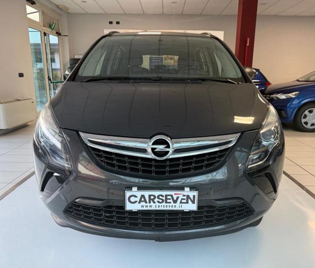 OPEL Zafira Tourer usata, con Airbag