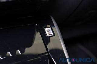 PEUGEOT 208 usata, con Specchietti laterali elettrici