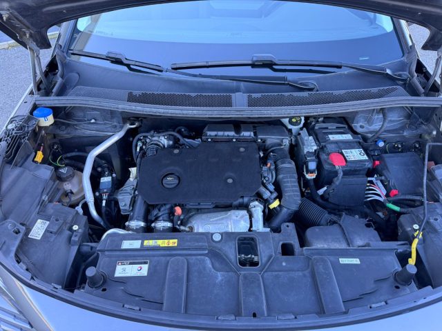 PEUGEOT 3008 usata, con Controllo vocale
