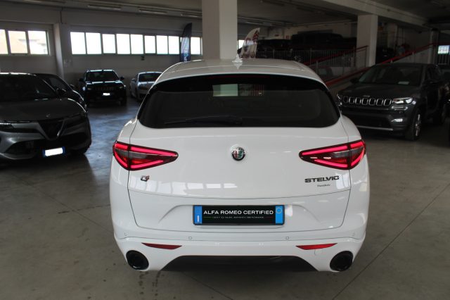ALFA ROMEO Stelvio usata, con Alzacristalli elettrici