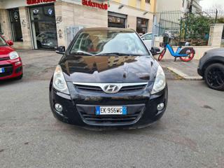 HYUNDAI i20 usata, con Airbag