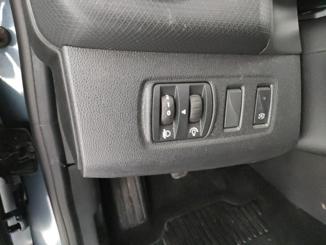 RENAULT Clio usata, con Boardcomputer