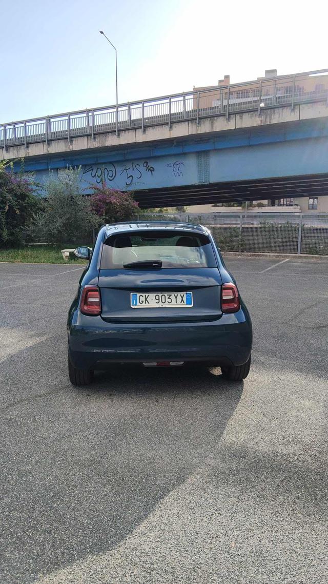 FIAT 500e usata, con Autoradio