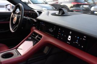 PORSCHE Taycan usata, con Controllo elettronico della corsia