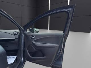RENAULT ZOE usata, con Fari LED