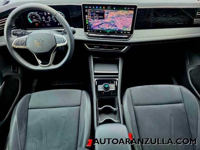 VOLKSWAGEN Tiguan usata, con Boardcomputer