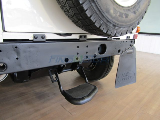 LAND ROVER Defender usata 17