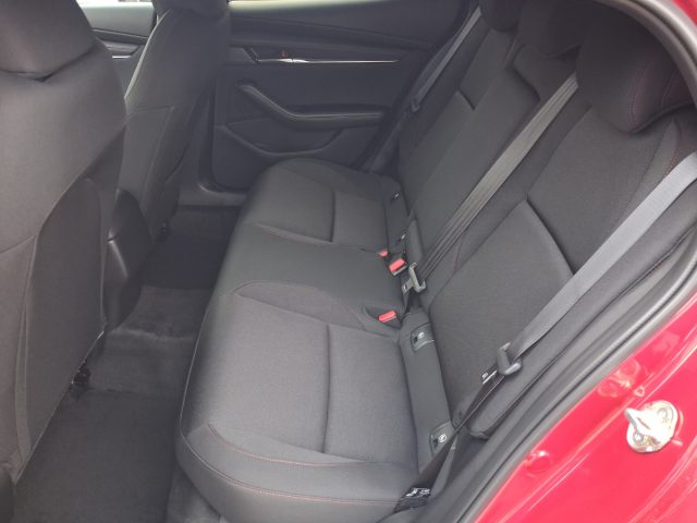 MAZDA 3 usata, con Cruise Control