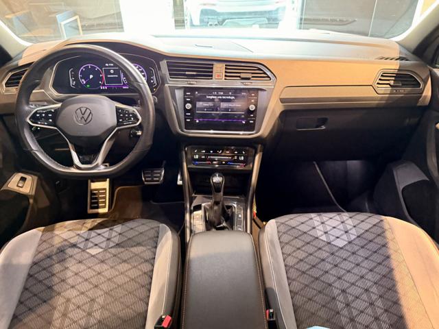 VOLKSWAGEN Tiguan usata, con Airbag laterali