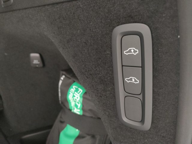 VOLVO XC90 usata, con Servosterzo