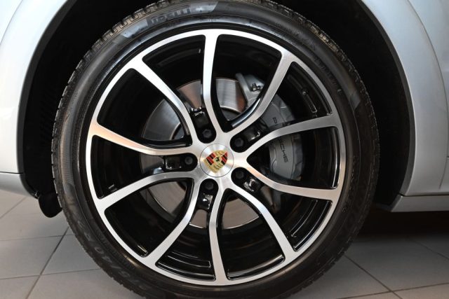 PORSCHE Cayenne usata 205