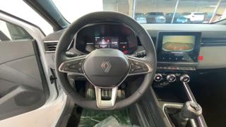 RENAULT Clio usata, con Controllo automatico clima