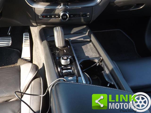 VOLVO XC60 usata, con Bluetooth