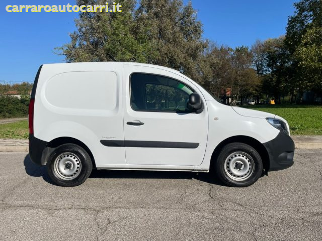 MERCEDES-BENZ Citan usata, con Airbag
