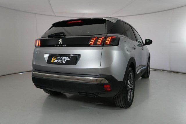 PEUGEOT 3008 usata, con Airbag
