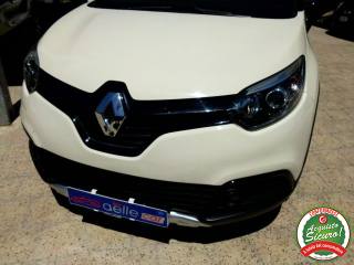 RENAULT Captur usata, con Sensori di parcheggio posteriori