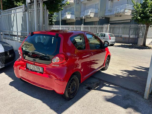 TOYOTA Aygo usata, con Autoradio