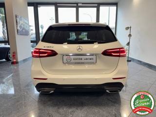 MERCEDES-BENZ B 180 usata, con Alzacristalli elettrici