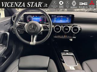 MERCEDES-BENZ A 180 usata, con Controllo automatico clima