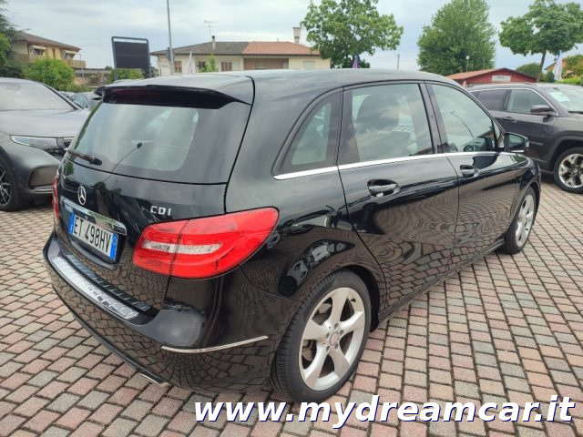 MERCEDES-BENZ B 180 usata, con Airbag testa