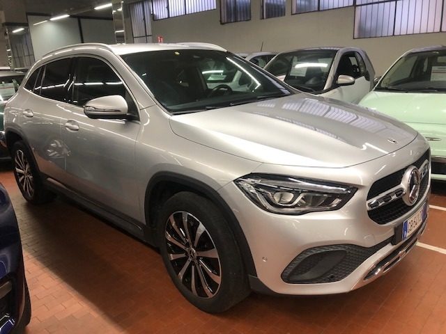 MERCEDES-BENZ GLA 200 usata, con Airbag laterali