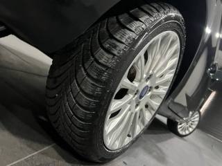 FORD Fiesta usata, con ESP