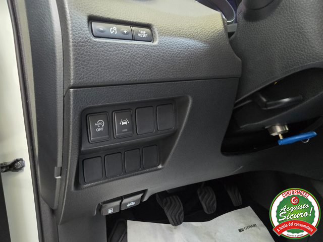 NISSAN Qashqai usata, con Vetri oscurati