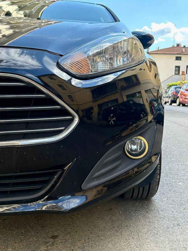 FORD Fiesta usata, con ESP