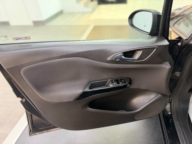 OPEL Corsa usata, con ESP