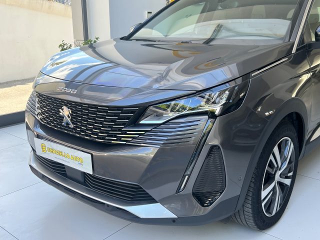 PEUGEOT 5008 usata, con Autoradio