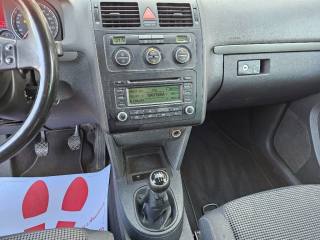 VOLKSWAGEN Touran usata, con Boardcomputer