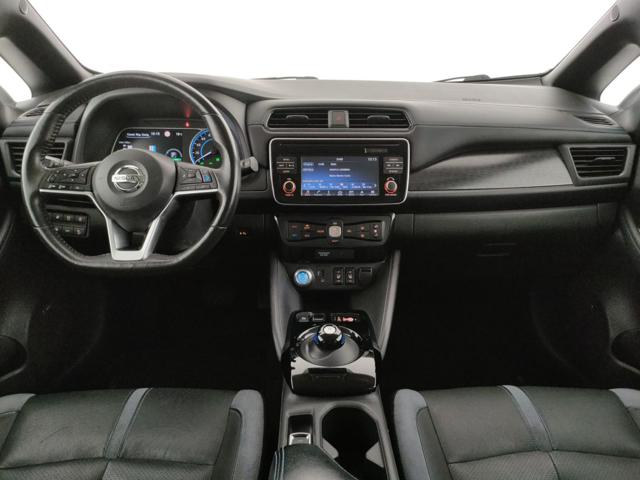 NISSAN Leaf usata, con Park Distance Control