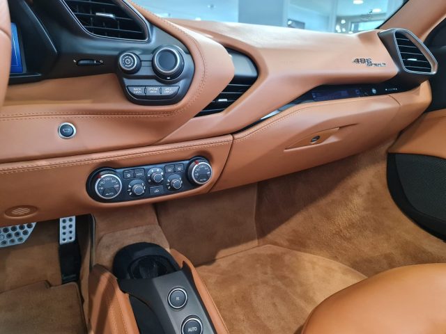 FERRARI 488 usata, con Sistema di navigazione
