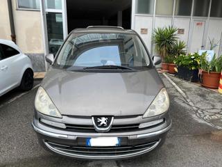 PEUGEOT 807 usata, con ABS