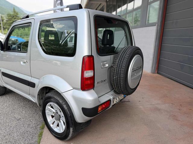 SUZUKI Jimny usata, con Autoradio