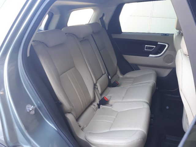LAND ROVER Discovery Sport usata, con Autoradio