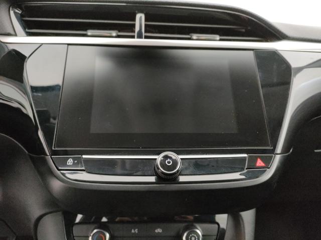 OPEL Corsa usata, con Volante in pelle