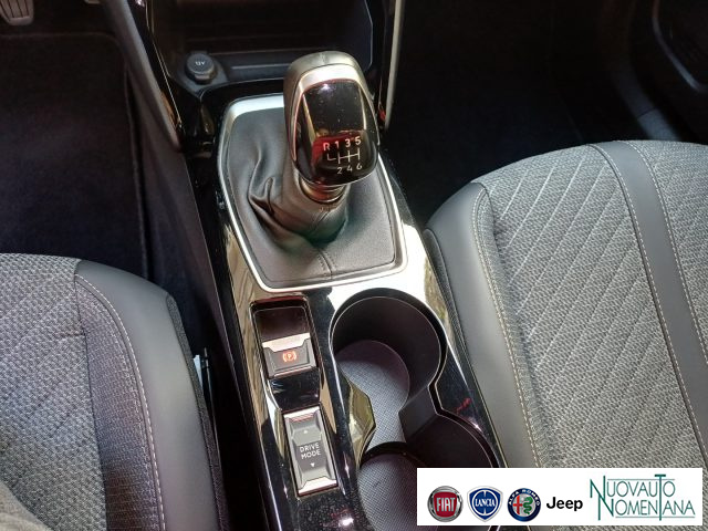 PEUGEOT 2008 usata, con Autoradio digitale