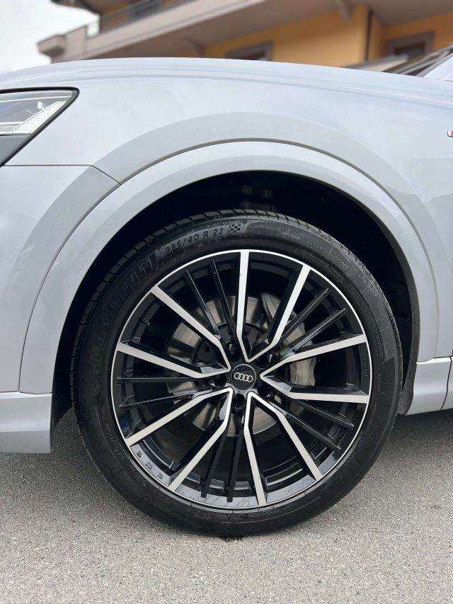 AUDI Q8 usata, con Chiusura centralizzata