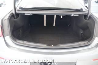 MERCEDES-BENZ E 220 usata, con Luci diurne