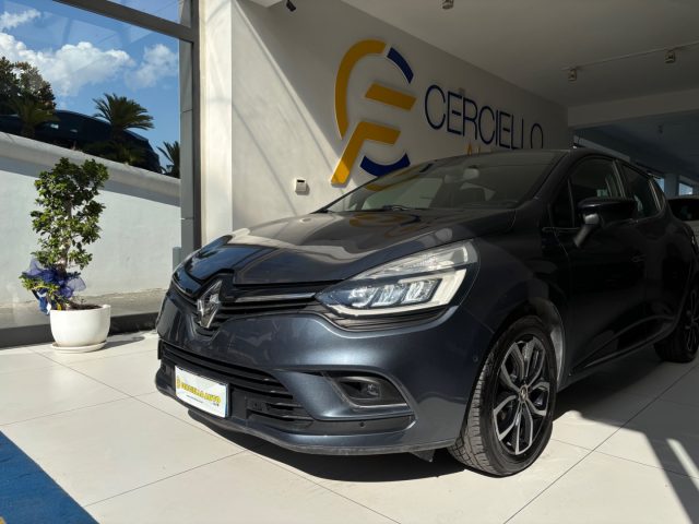 RENAULT Clio usata, con Alzacristalli elettrici