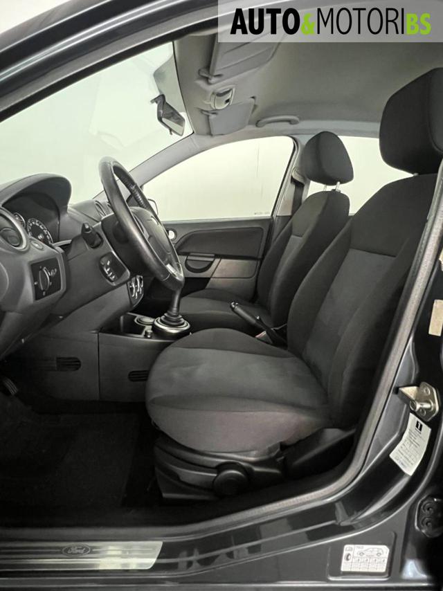 FORD Fiesta usata, con Lettore CD