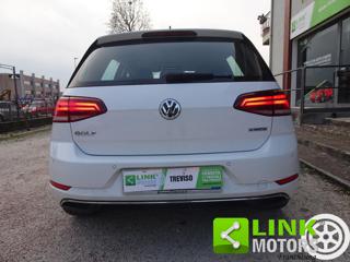 VOLKSWAGEN Golf usata, con Autoradio