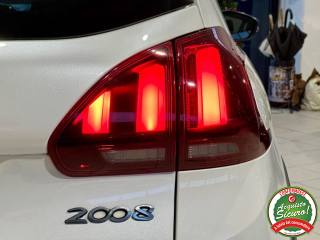 PEUGEOT 2008 usata, con Boardcomputer